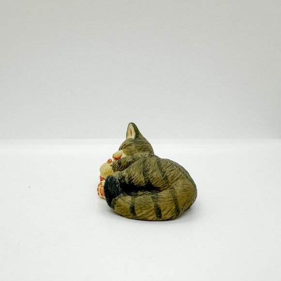 Vintage Set Resin Tabby Cats Playing Yarn Kittens 90s - Picture 14 of 16